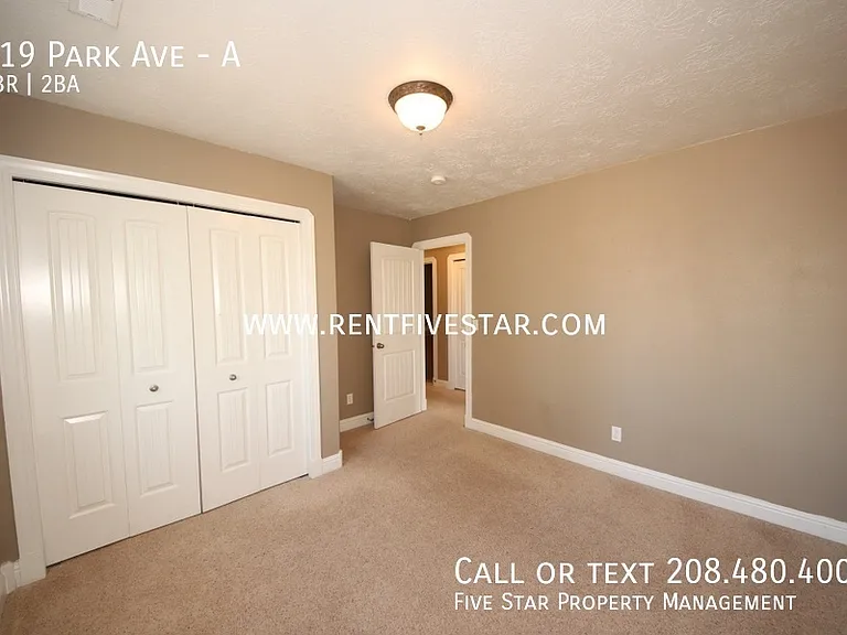 319 Park Ave #A — Photo 10