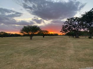 3499 County Road 476, Nixon, TX 78140