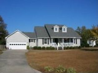 2005 Farmstead Ct, Morehead City, NC 28557