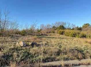 6408 SW 46th St, Topeka, KS 66610