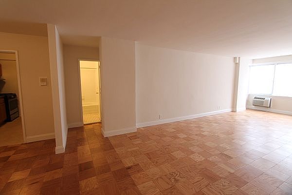 1st image of 183-11 Hillside Ave #9D