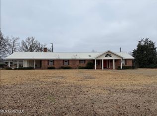 1488 Spanish Fort Rd, Rolling Fork, MS 39159