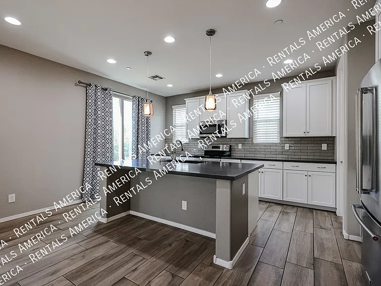 2751 S Balsam Dr — Photo 26
