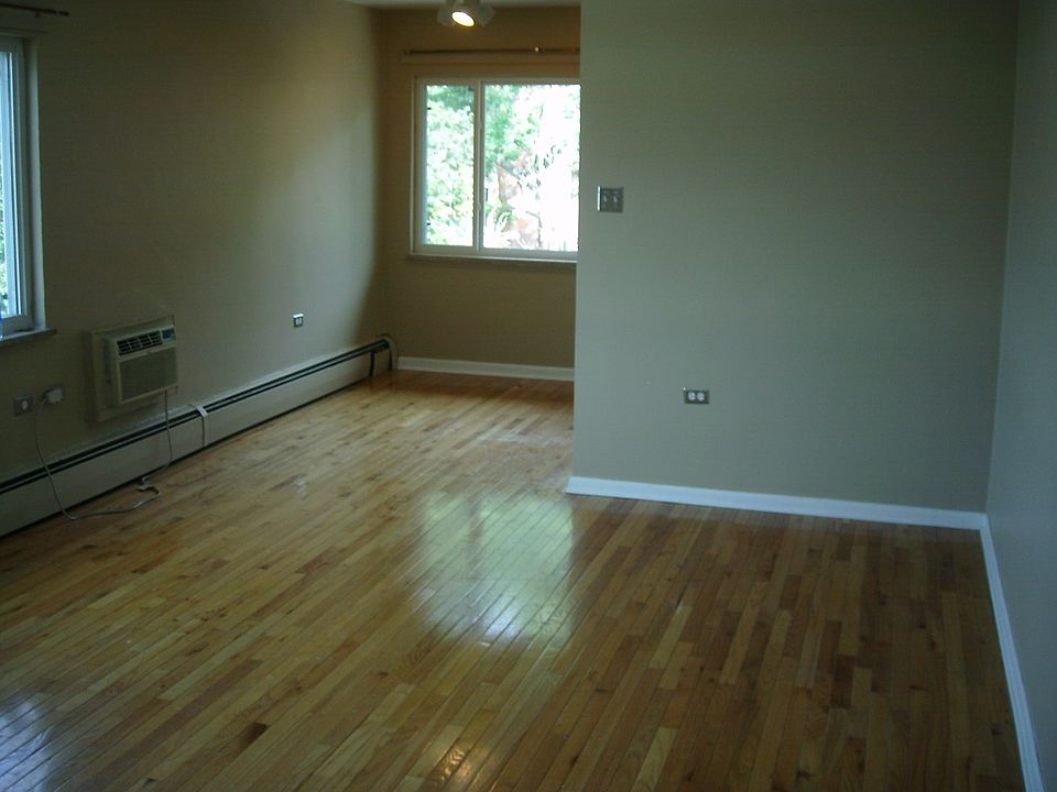 2nd image of 1269 N Marion St APT 11