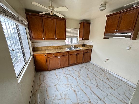 3rd image of 6105 Wall St #6105