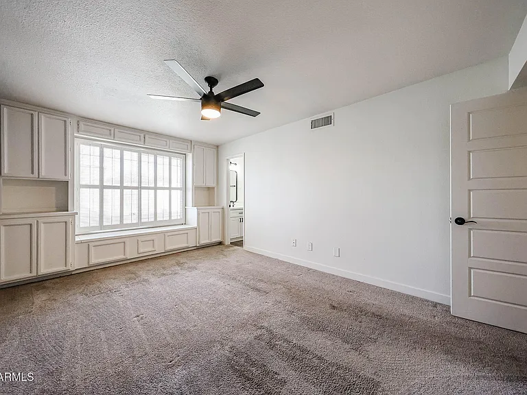1803 W Maryland Ave — Photo 26