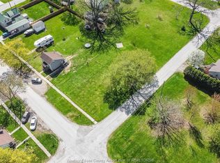 470 Brown St, Chatham Kent, ON N0P 1M0