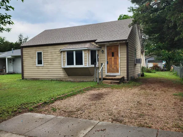 637 N Baehr St, Wichita, KS 67212