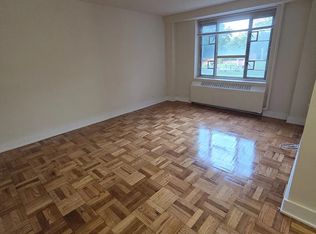 188-02 64th Ave #F, Fresh Meadows, NY 11365