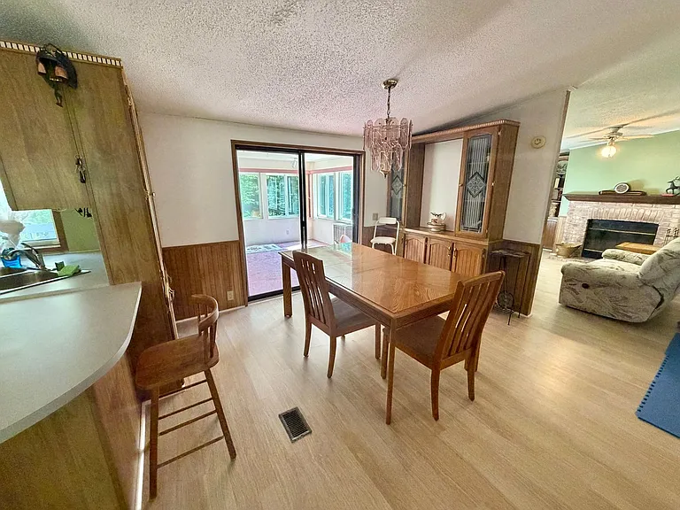166 Smith Ln — Photo 25
