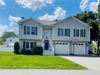 60 Baird Ave, North Providence, RI, 02904