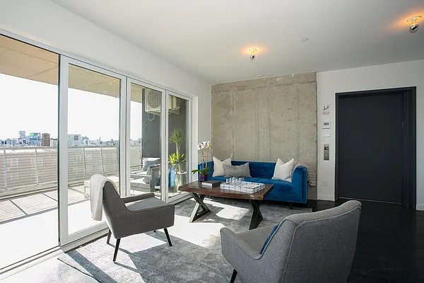 Rented by Compass | media 12