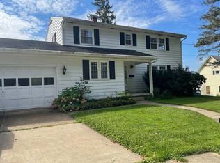 4 Dahl St, Warren, PA 16365