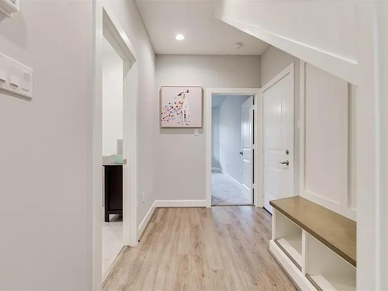 1209 Summer St — Photo 14