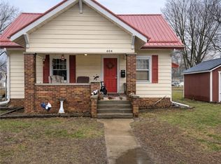 604 S Central Ave, Casey, IL 62420