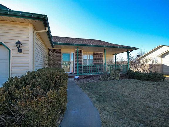 2nd image of 509 E Parkwood Dr