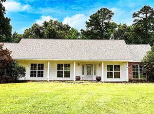 10 Oakland Dr, Boyce, LA 71409