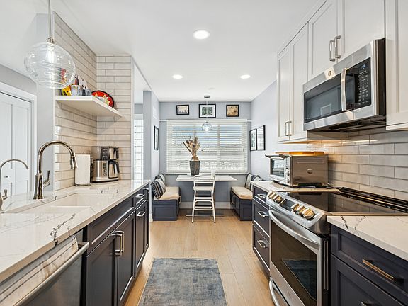 4th image of 1 N Dee Rd APT 3G