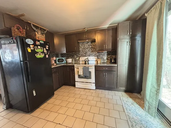 39 Annandale Rd #H, Newport, RI 02840