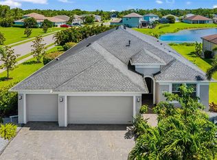 650 Rosemary Cir, Bradenton, FL 34212