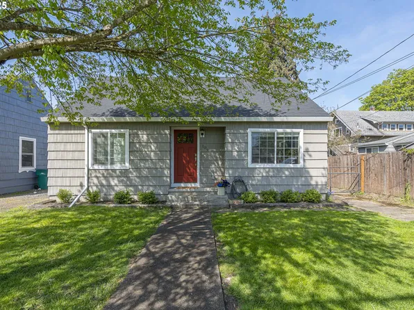 109 S Church St, Newberg, OR 97132