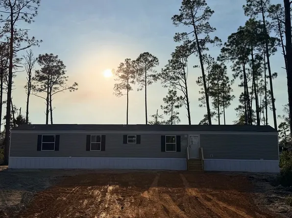 513 Hickory Bluff Dr, Southport, FL 32409