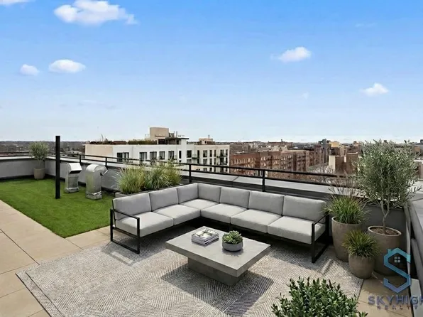 1801 Ocean Avenue image 1 of 9