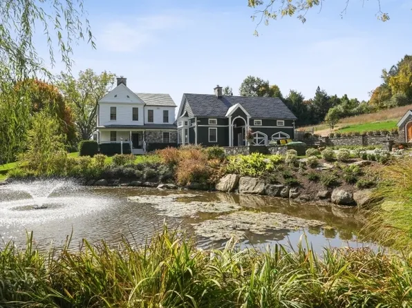 137 Hilltop Rd, Mendham Boro, NJ 07945