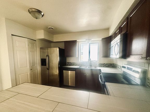 3rd image of 3261 S Bannock St