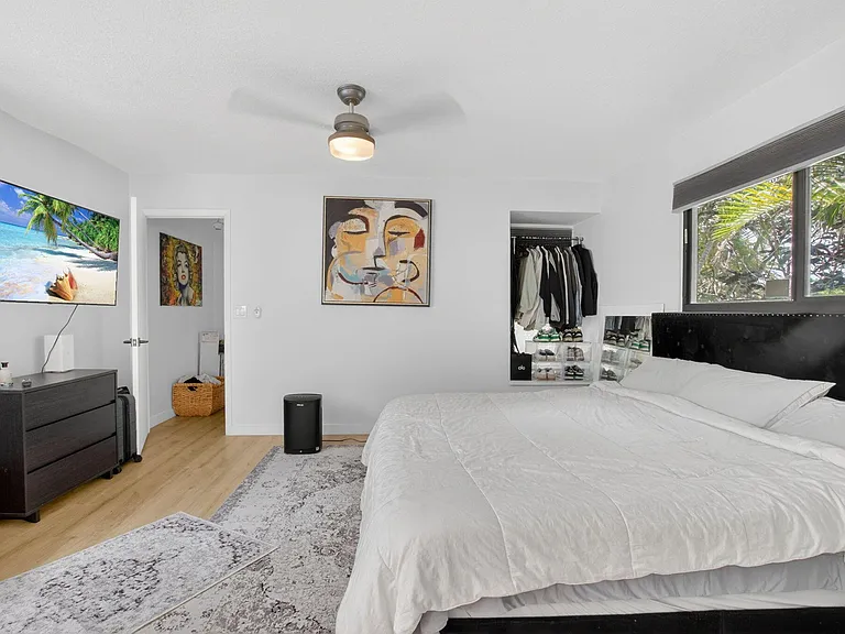 22270 Pineapple Walk Dr — Photo 15