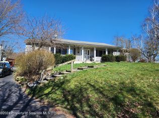 111 Ridge Rd, Factoryville, PA 18419