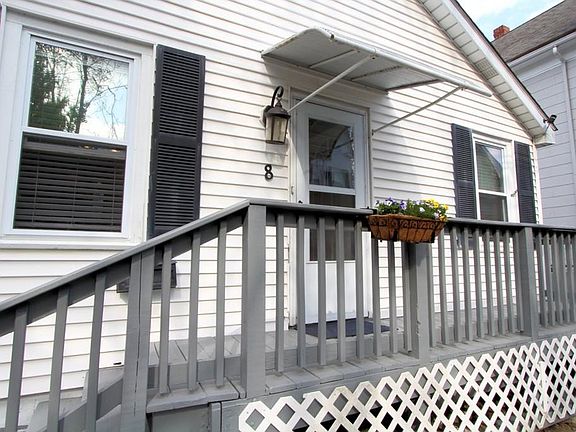 3rd image of 8 Davenport St