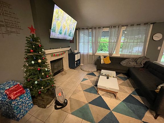4th image of 8548 Verlane Dr