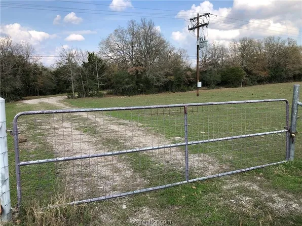 32.97 ACRES E Cr 121, Iola, TX 77861