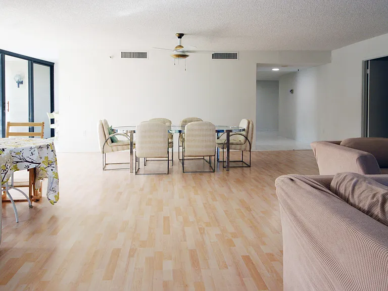 2450 Presidential Way #208 — Photo 11