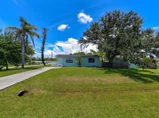 8382 Osprey Rd, Grove City, FL 34224