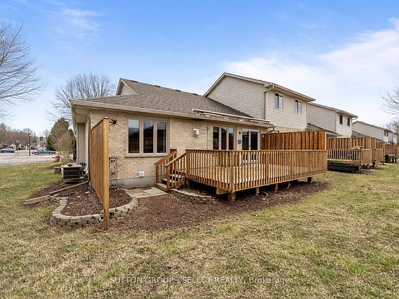 5th image of 99 Edgevalley Rd #49