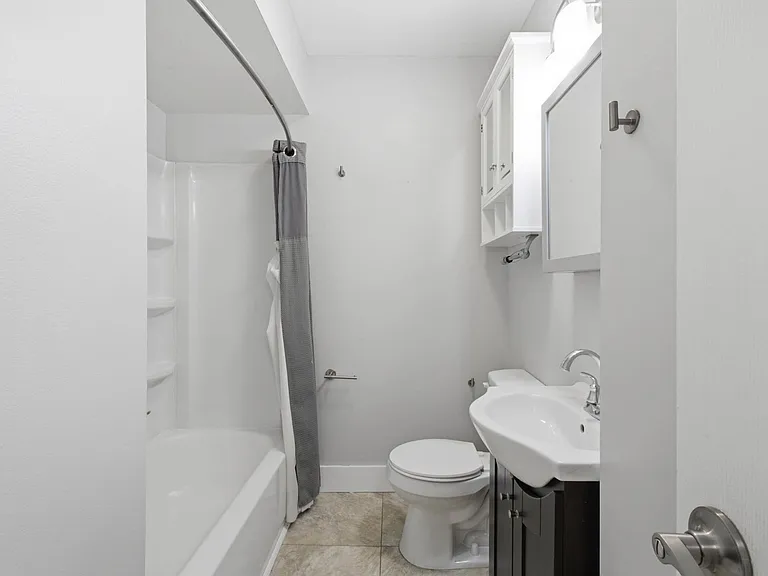 28816 Groveland St — Photo 21