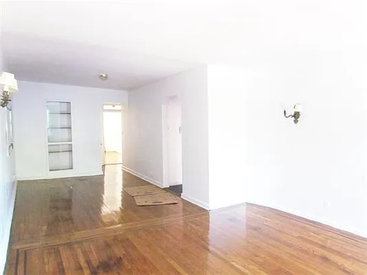 Rented by Mirador Real Estate | media 7