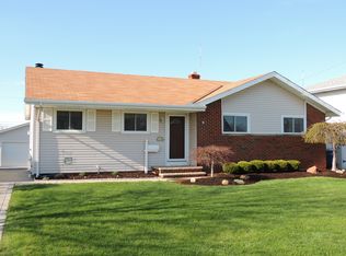 3282 Marda Dr, Parma, OH