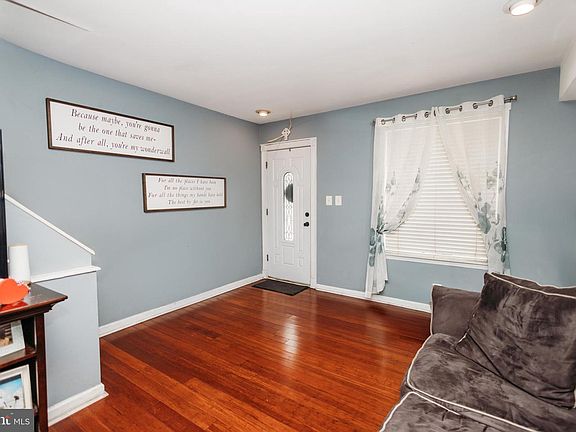 3rd image of 151 Fitzgerald St