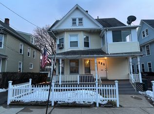 90 Roosevelt St, Bridgeport, CT 06608