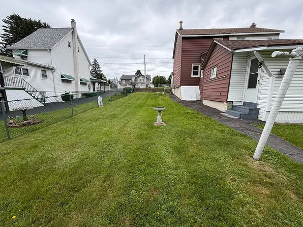 450 Old Cranberry Rd, Hazle Township, PA 18202