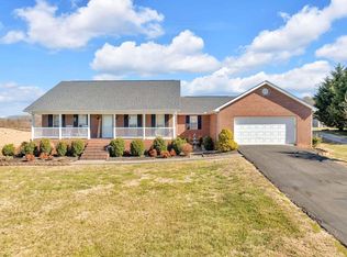 1650 Mullins Rd, Whitesburg, TN 37891