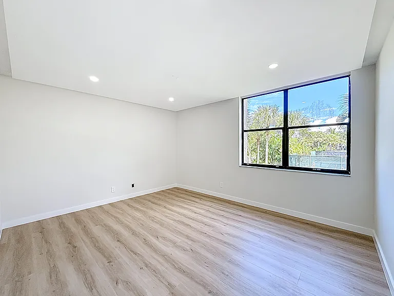 955 Egret Cir #207 — Photo 24