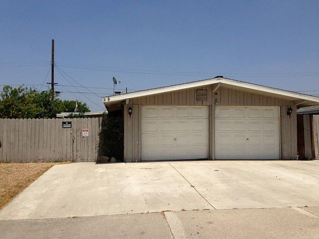 1st image of 1815 E Chelsea Dr