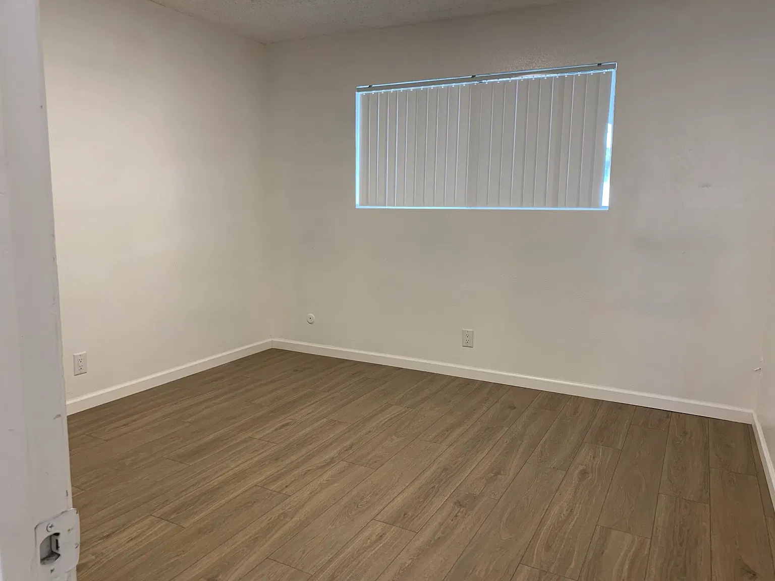 2 bed, 744 sqft, $1,600 — Photo 3