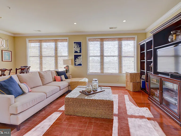 1800 Wilson Blvd #310 — Photo 4