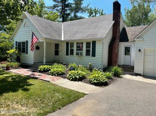 857 N Hoosac Rd, Williamstown, MA 01267