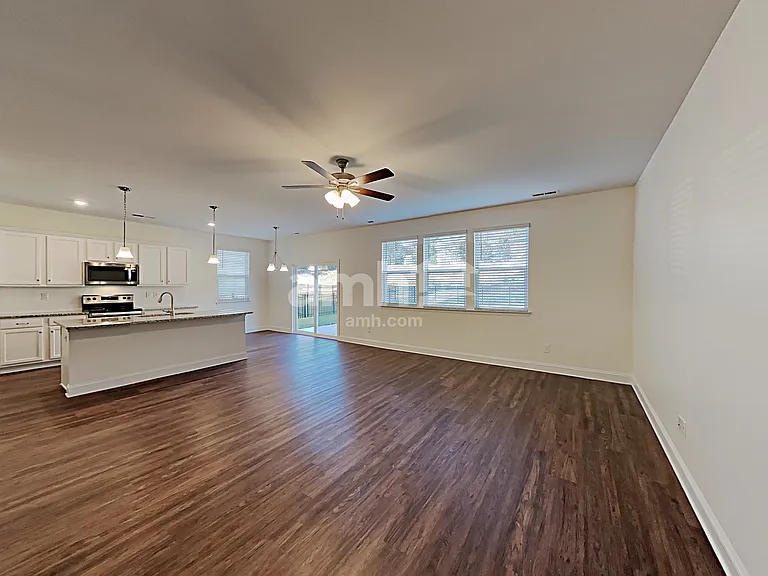 1130 Bentley Park Dr — Photo 10